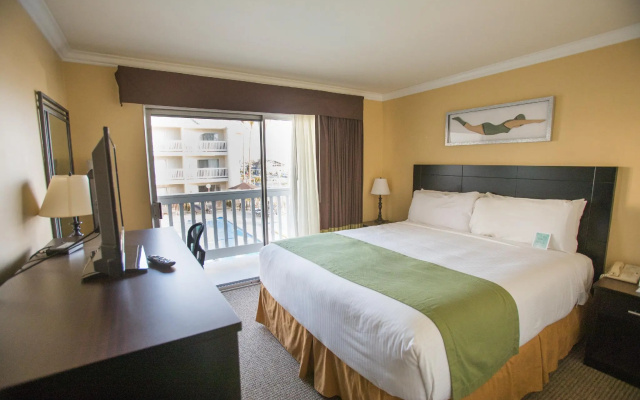 Standard Double room with pool view