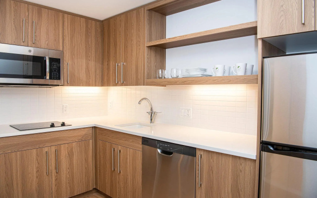 1 Bedroom Executive Double Suite