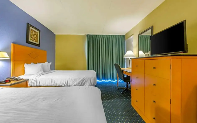 1 Bedroom Quadruple Suite