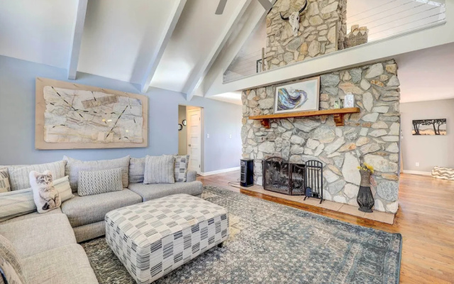 6 Bedrooms Cottage with balcony