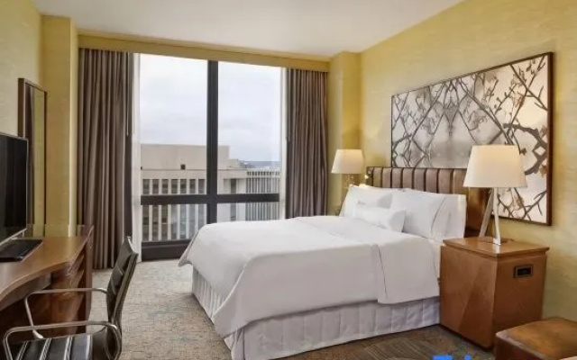 Presidential Suite