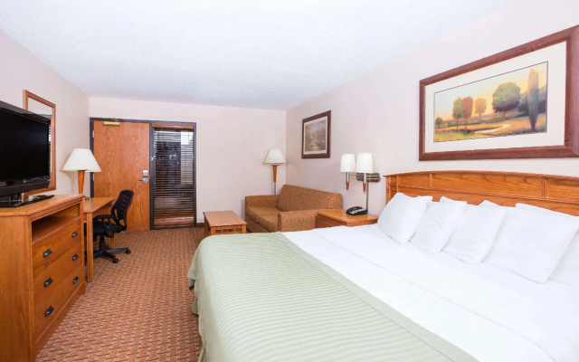 Deluxe Double room with pool view