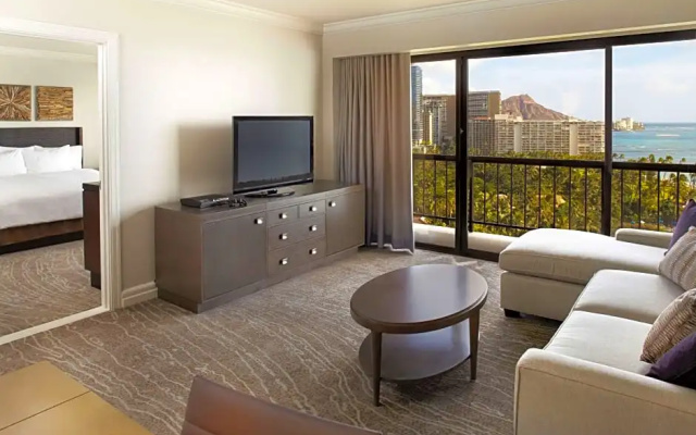 1 Bedroom Alii Double Suite with ocean view