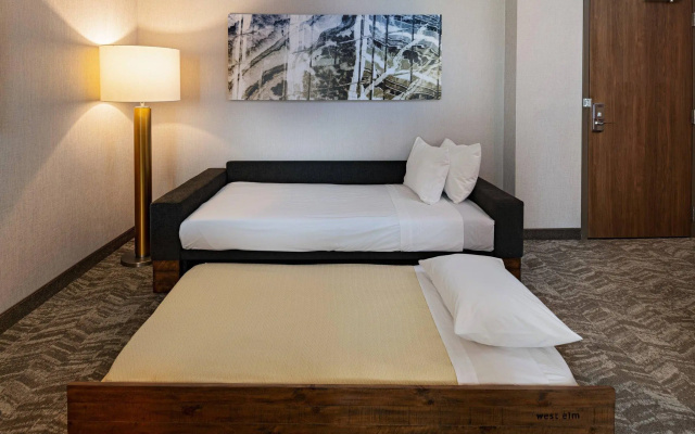 Double Suite