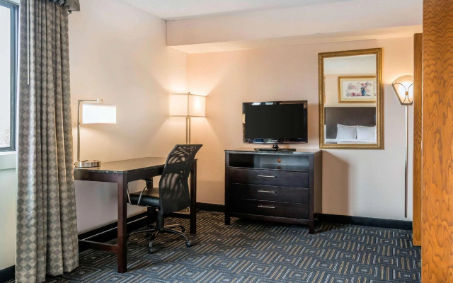 Double Suite