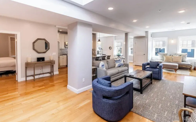 Luxury Apartment