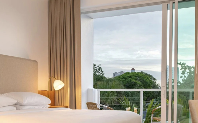 Deluxe Double room with balcony