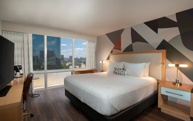 Quadruple Suite
