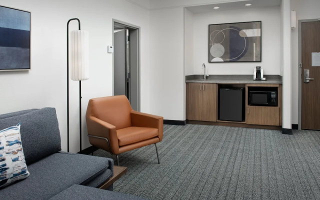 1 Bedroom Suite with balcony