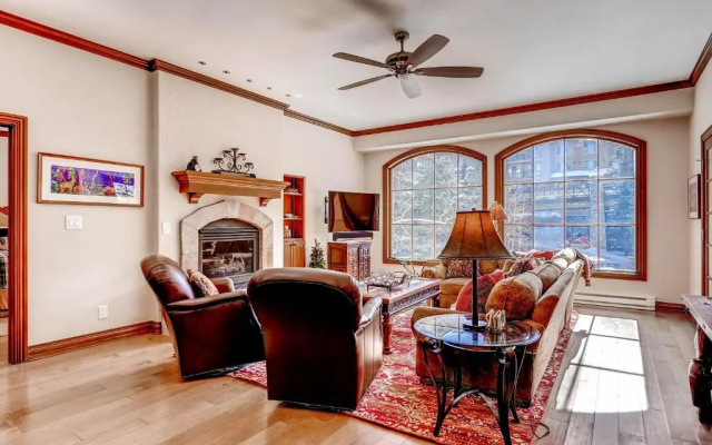 3 Bedrooms Apartment