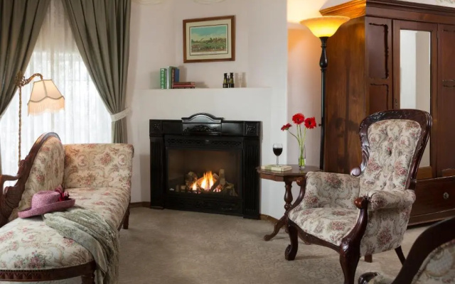 Standard room with lake view