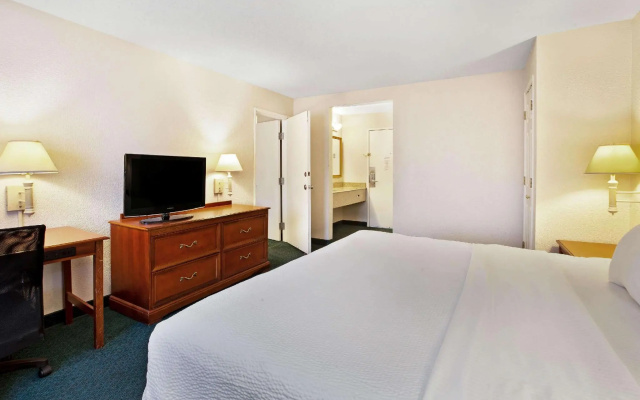 1 Bedroom Double Suite
