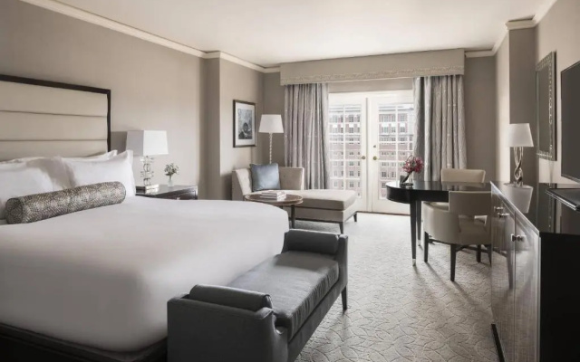 Premier Double room with city view