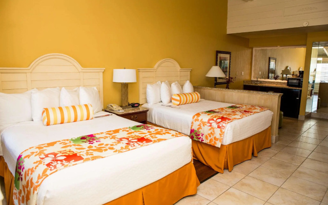 Quadruple Suite with balcony and with bay view