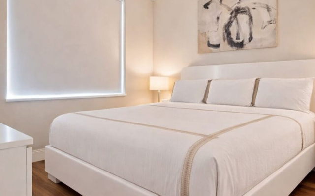 2 Bedrooms Luxury Apartment