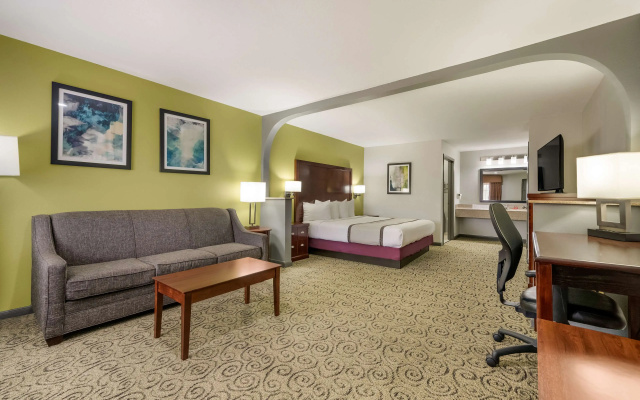Double Suite