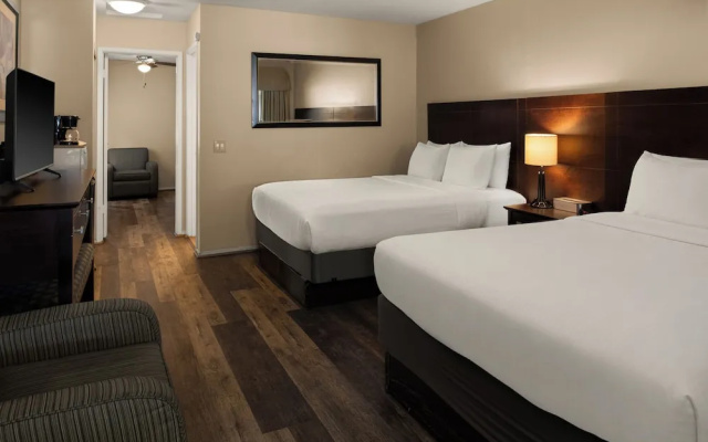 Deluxe Sextuple room