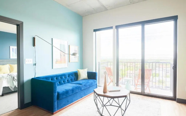 2 Bedrooms Apartment