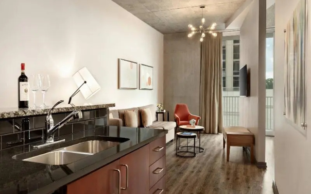 2 Bedrooms Suite