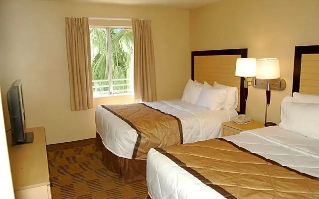 2 Bedrooms Double Suite
