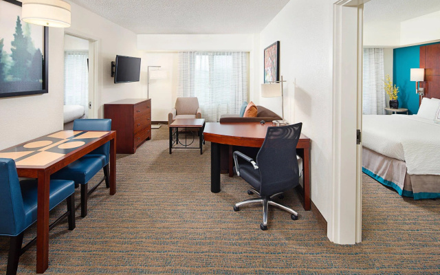 2 Bedrooms Suite