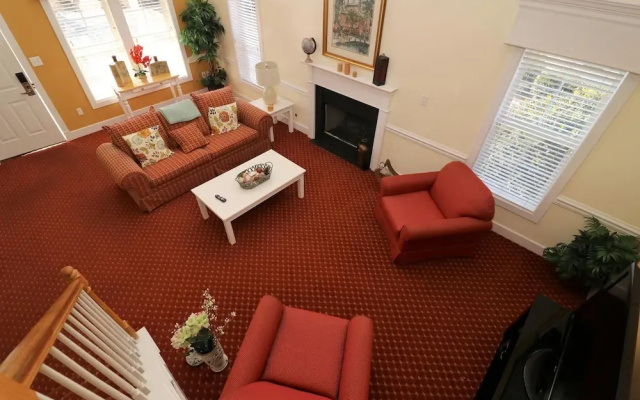3 Bedrooms Cottage with balcony