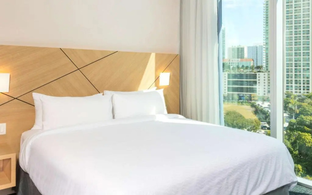 Superior City and Park View Double room