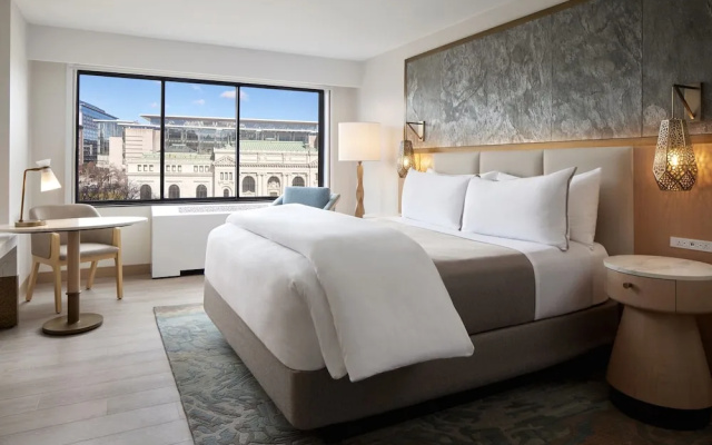 Standard Double room with city view