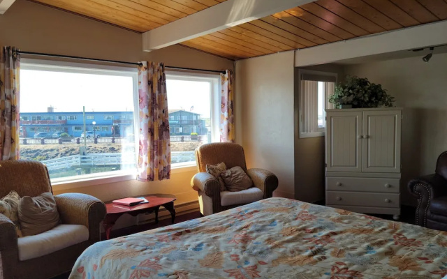 Double Suite with harbour view