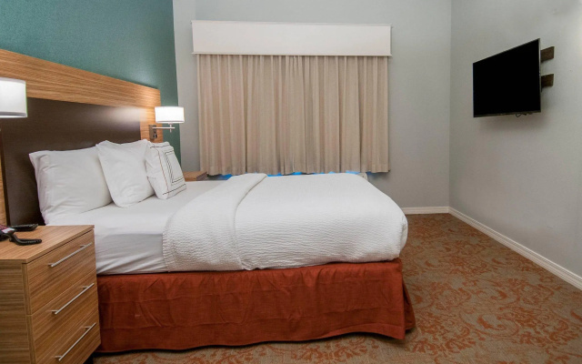2 Bedrooms Suite