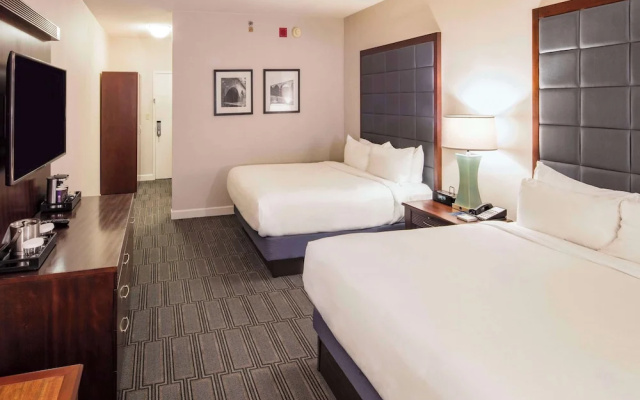 Deluxe Quadruple room