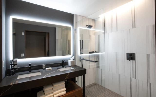 Double Suite