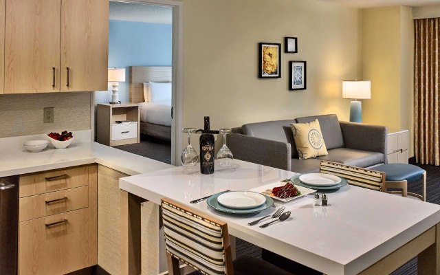 1 Bedroom Double Suite