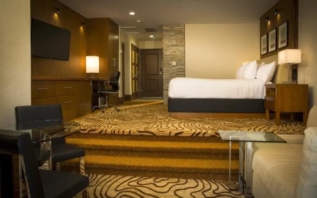 Club Suite