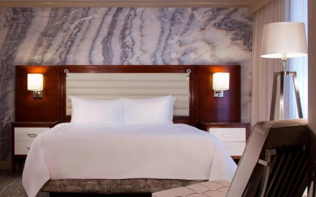 1 Bedroom Luxury Double Suite