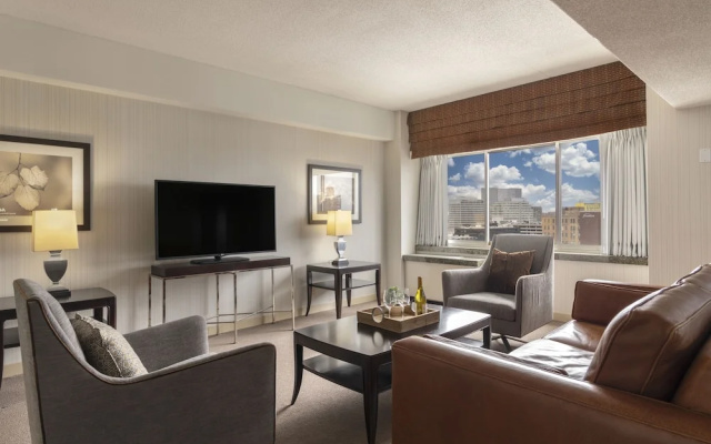 Double Suite