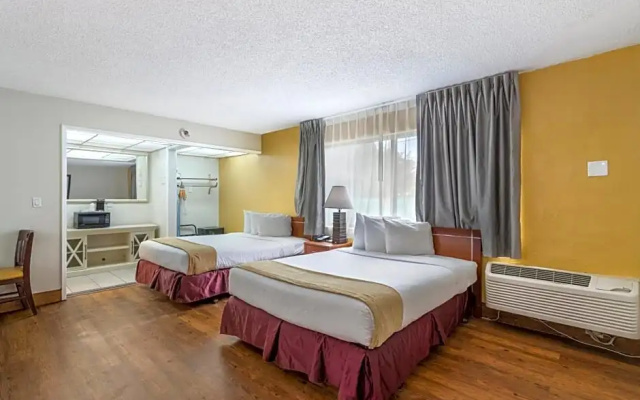 Standard Quadruple room