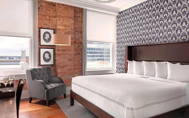 Standard room with view