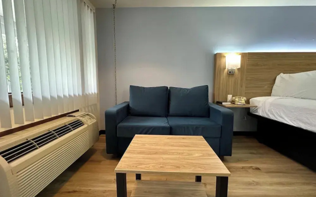 Standard room with balcony
