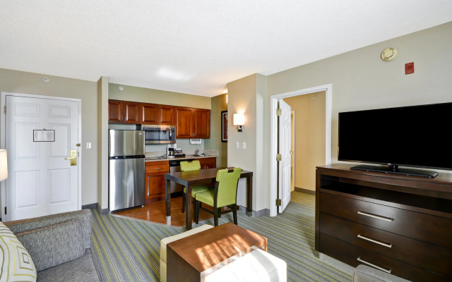 2 Bedrooms Suite