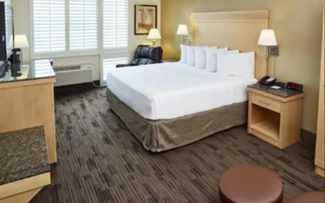 Standard Double room with lake view