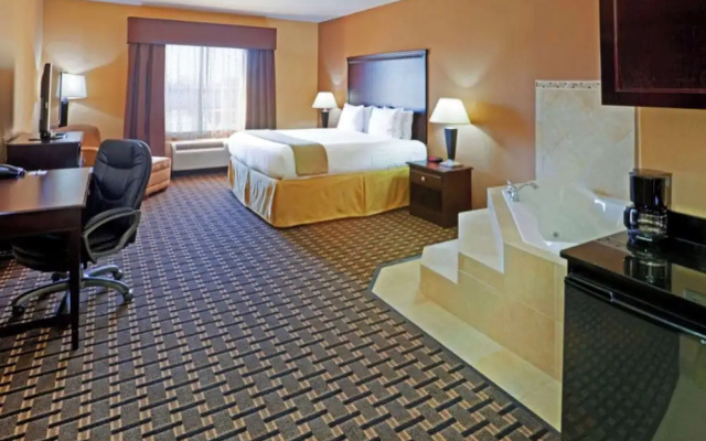 With HotTub Double Suite