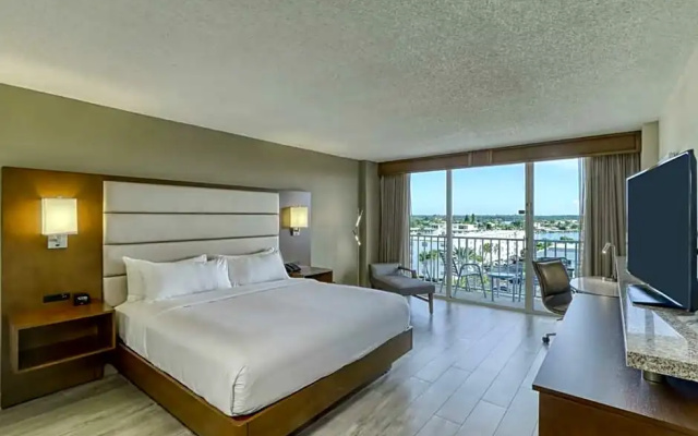Junior Suite with golf view