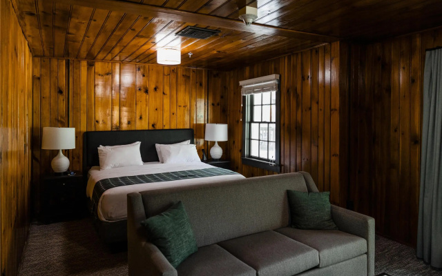 1 Bedroom Suite with balcony