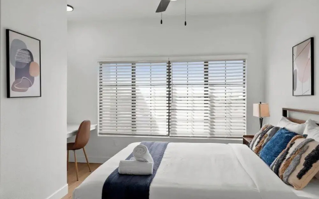 4 Bedrooms Deluxe Apartment