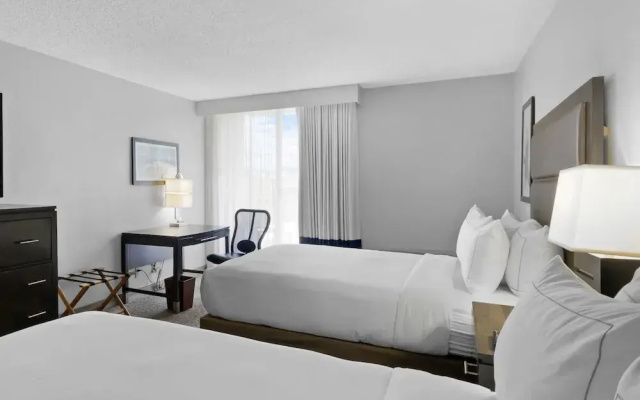 Standard Quadruple room with balcony and with garden view