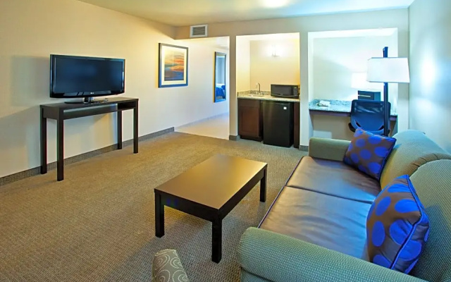 1 Bedroom Quadruple Suite