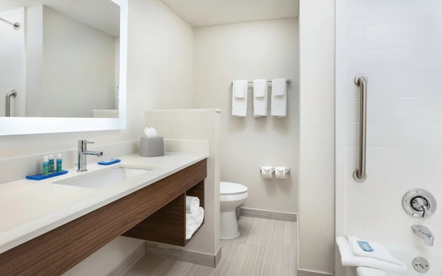 1 Bedroom Suite