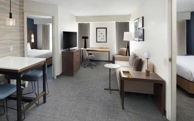 2 Bedrooms Double Suite