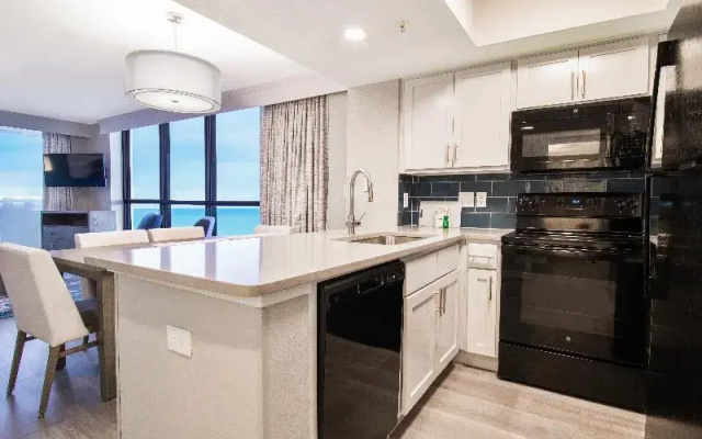 2 Bedrooms Suite beachfront